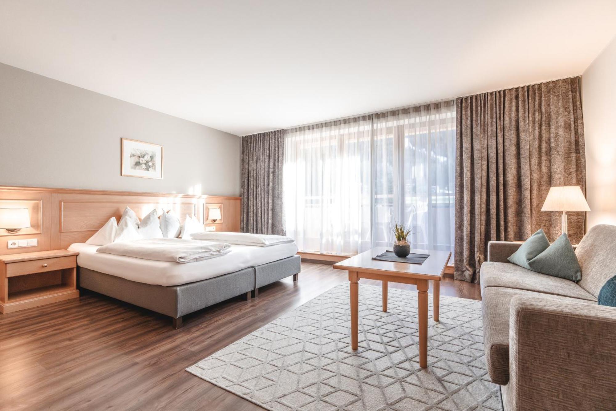 ברוניקו Hotel Reischach מראה חיצוני תמונה