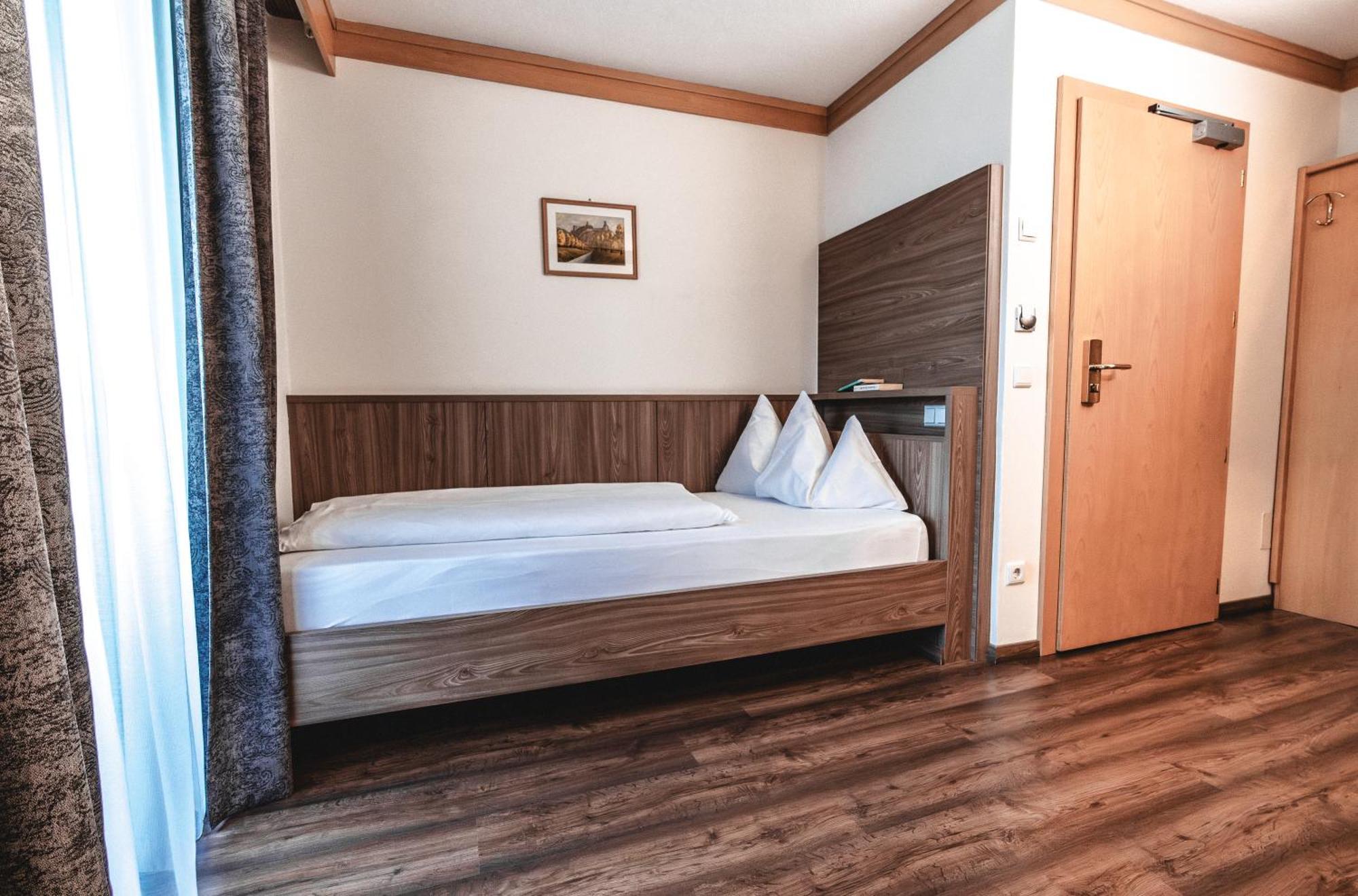 ברוניקו Hotel Reischach מראה חיצוני תמונה